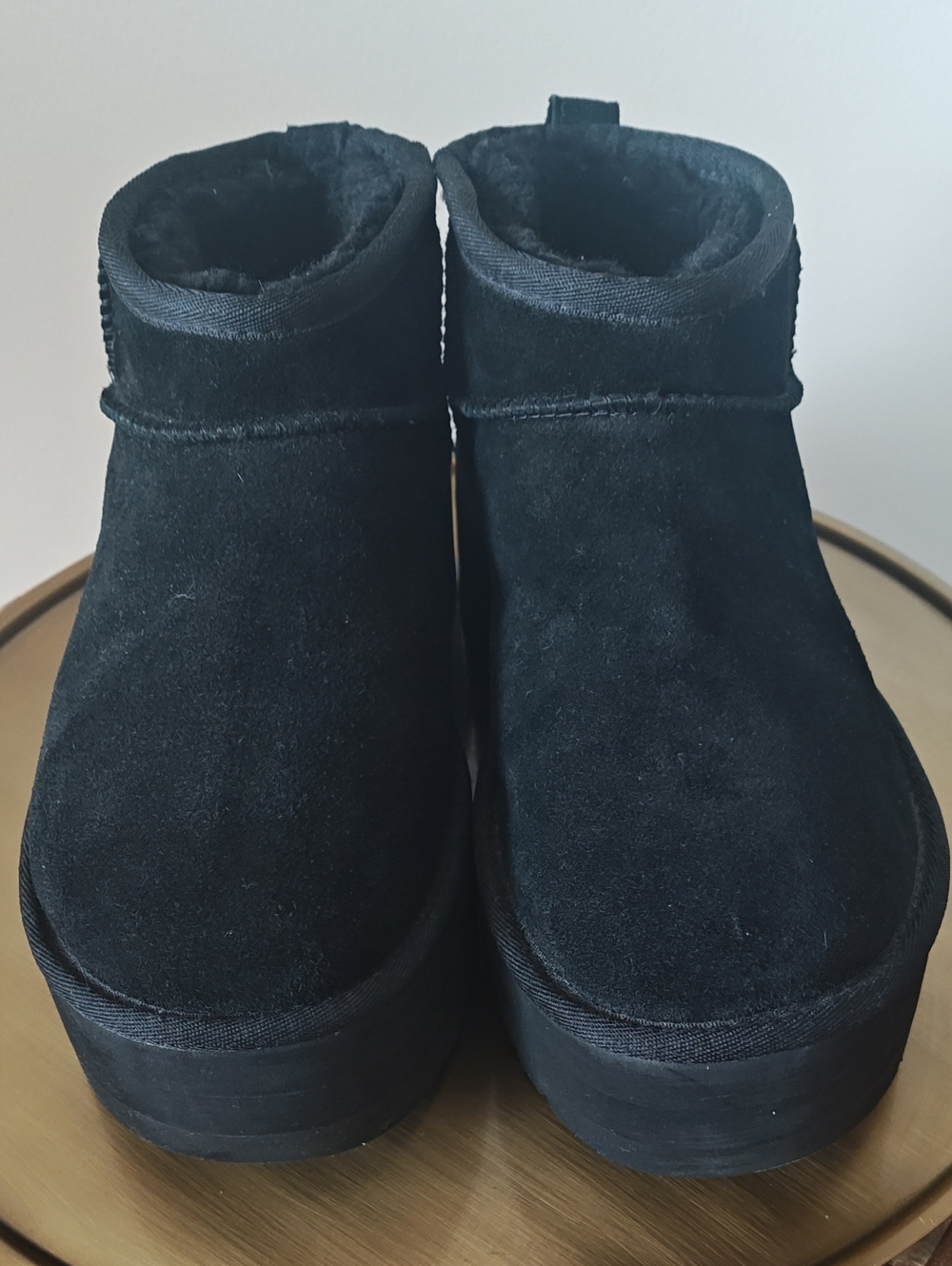 UGG Women's Classic Ultra Mini Platform Boots Black Size 8
